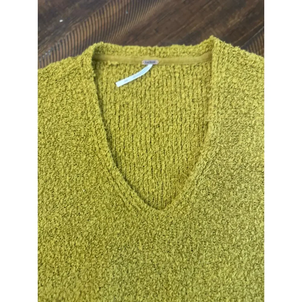 Free people women’s sweater size small - Picture 5 of 10